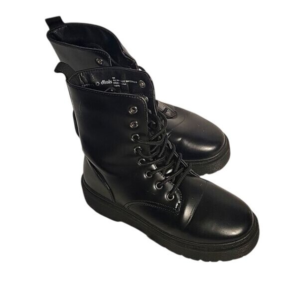 Seven Dials Tamika Black‎ Combat Boots Womens Size 6M  Rugged Sole retro punk - Picture 1 of 7